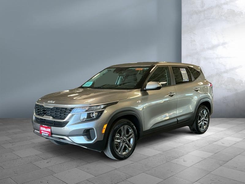 used 2023 Kia Seltos car