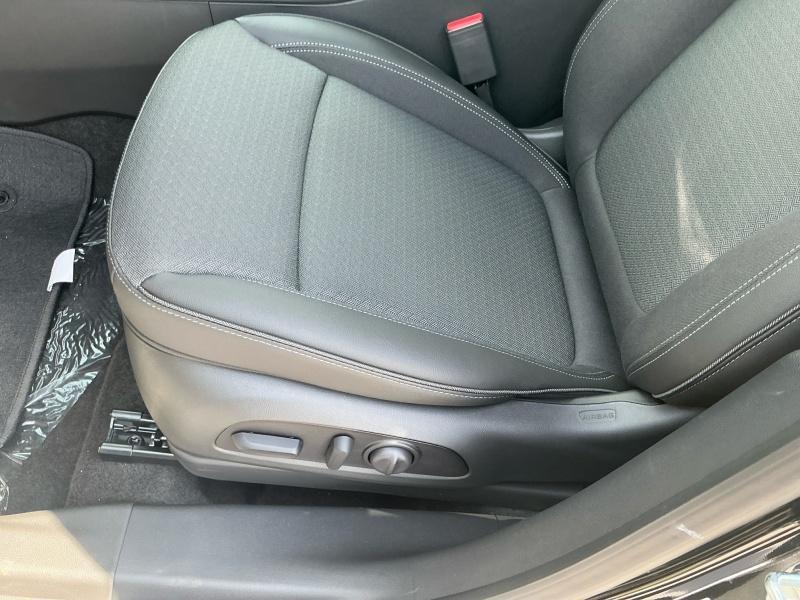 new 2025 Buick Encore GX car, priced at $32,719