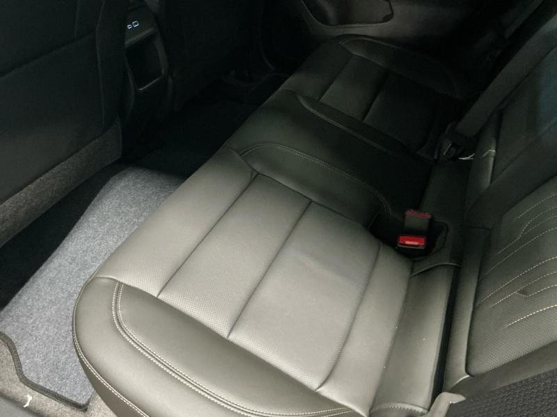 new 2025 Buick Envista car, priced at $31,259