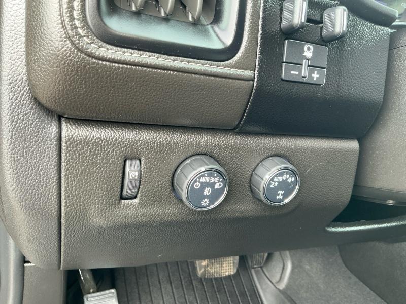 used 2022 GMC Canyon car, priced at $40,595