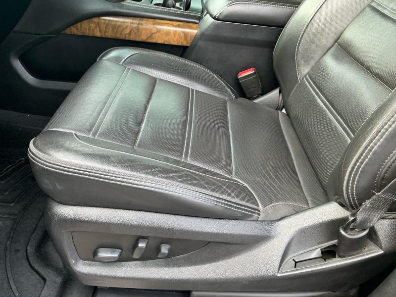 used 2020 GMC Yukon XL car, priced at $38,995