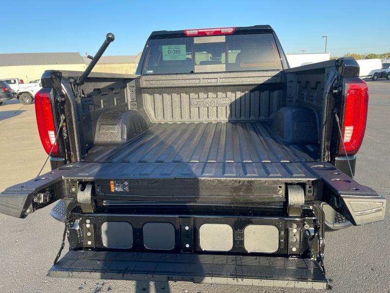 new 2025 GMC Sierra 1500 car, priced at $73,454