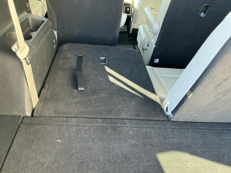 used 2022 Kia Sorento car, priced at $28,795