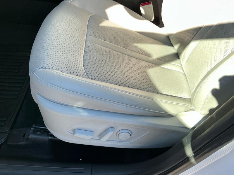 used 2022 Kia Sorento car, priced at $28,795