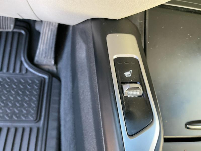 used 2022 Kia Sorento car, priced at $28,795