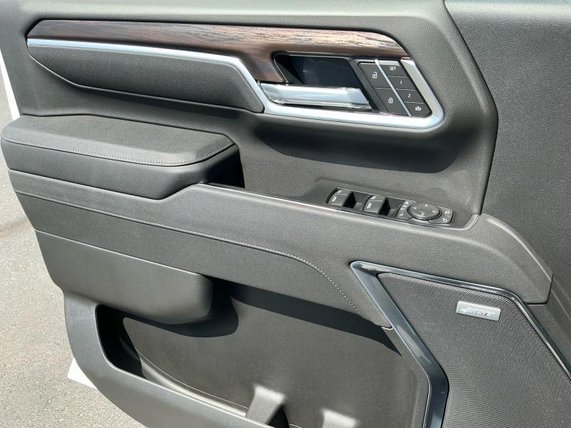 new 2025 GMC Sierra 2500 car, priced at $83,139