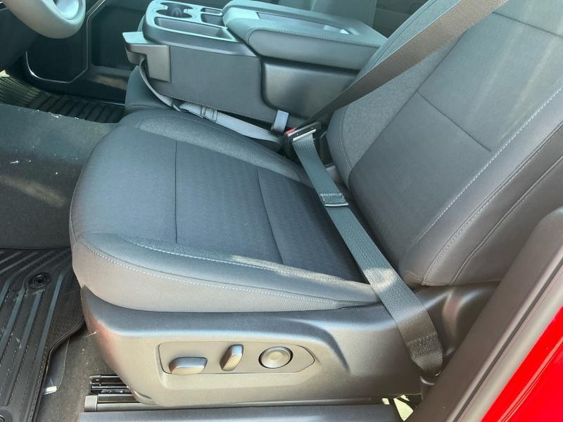 new 2025 GMC Sierra 1500 car, priced at $51,689