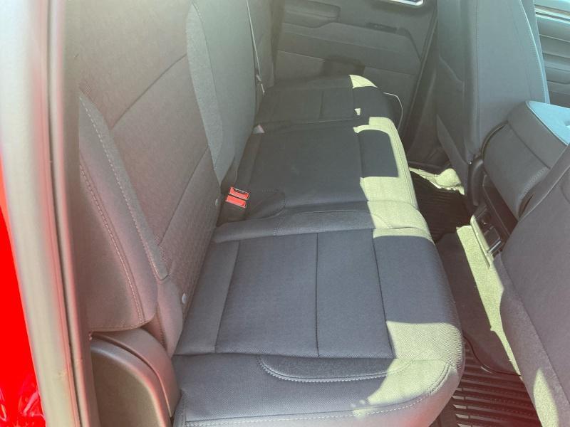 new 2025 GMC Sierra 1500 car, priced at $51,689