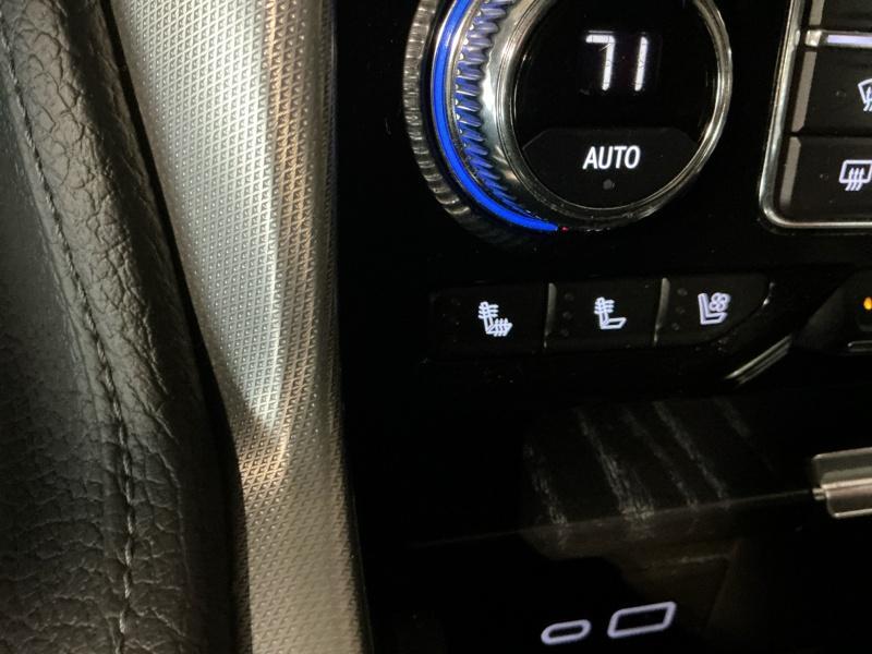used 2021 GMC Yukon car, priced at $48,995