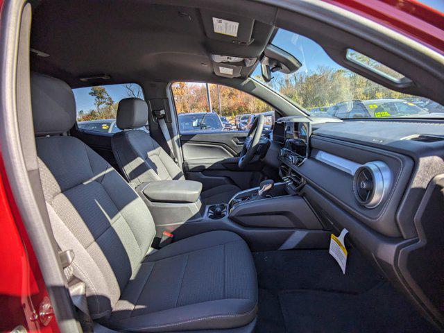 new 2024 Chevrolet Colorado car, priced at $31,000