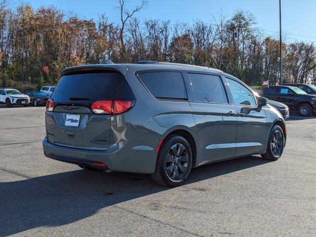 used 2020 Chrysler Pacifica Hybrid car, priced at $28,027