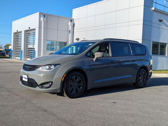 used 2020 Chrysler Pacifica Hybrid car, priced at $28,027