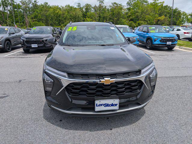 new 2025 Chevrolet Trax car, priced at $23,187