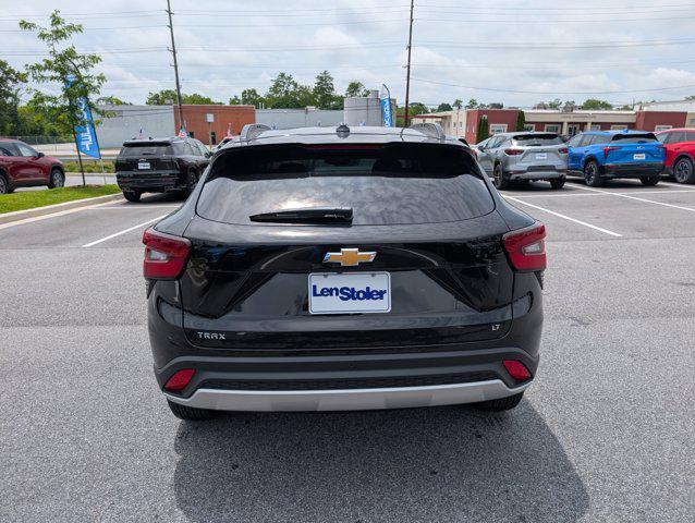 new 2025 Chevrolet Trax car, priced at $23,187