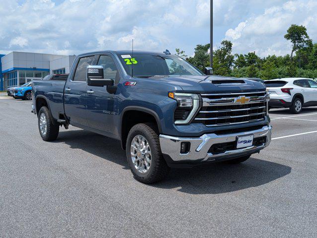new 2025 Chevrolet Silverado 3500 car, priced at $67,911