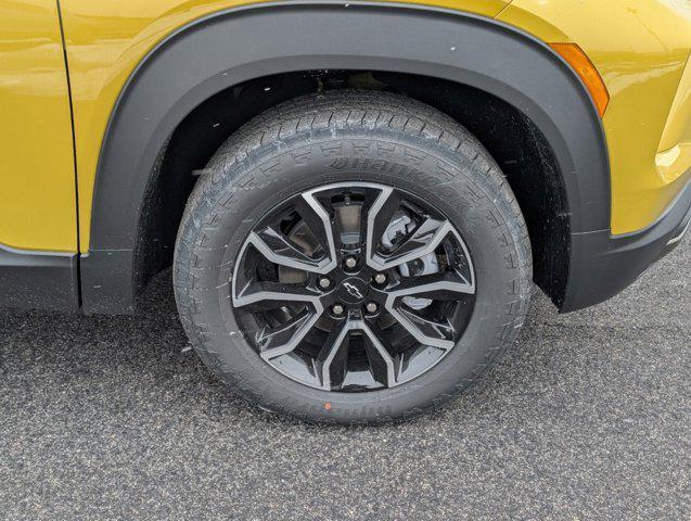 new 2025 Chevrolet TrailBlazer car, priced at $29,477