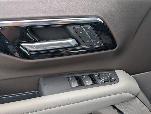 new 2025 Chevrolet Suburban car, priced at $71,293