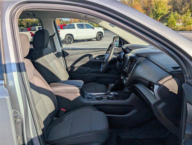 used 2018 Chevrolet Traverse car, priced at $17,158
