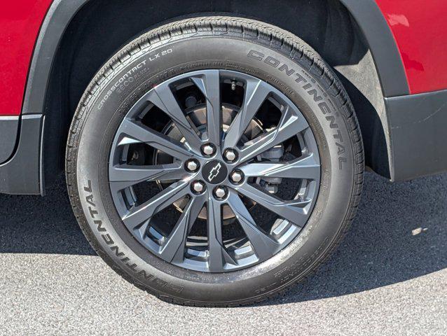 used 2022 Chevrolet Traverse car, priced at $31,960