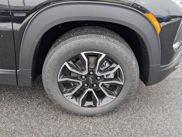 new 2025 Chevrolet TrailBlazer car, priced at $29,527