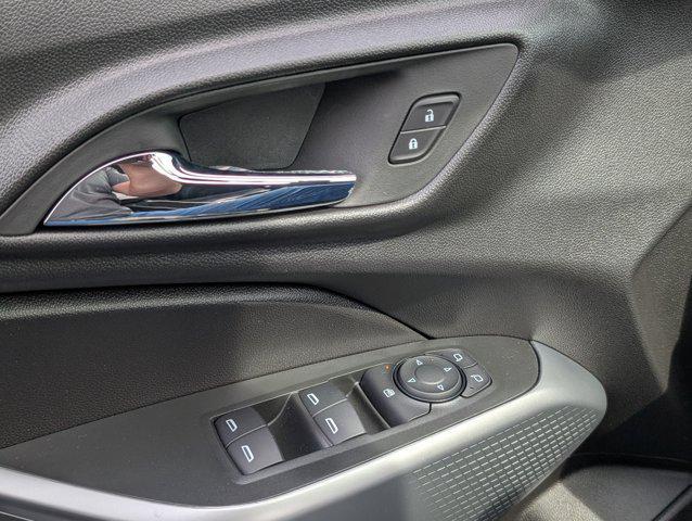 new 2025 Chevrolet Trax car, priced at $22,227