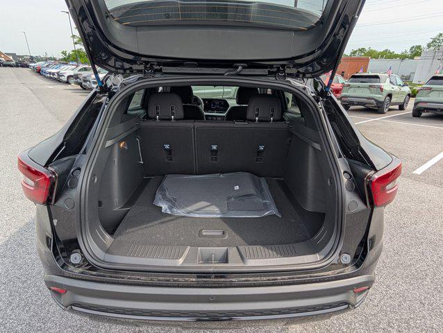 new 2025 Chevrolet Trax car, priced at $22,227