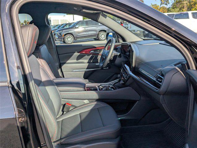 used 2025 Chevrolet Traverse car