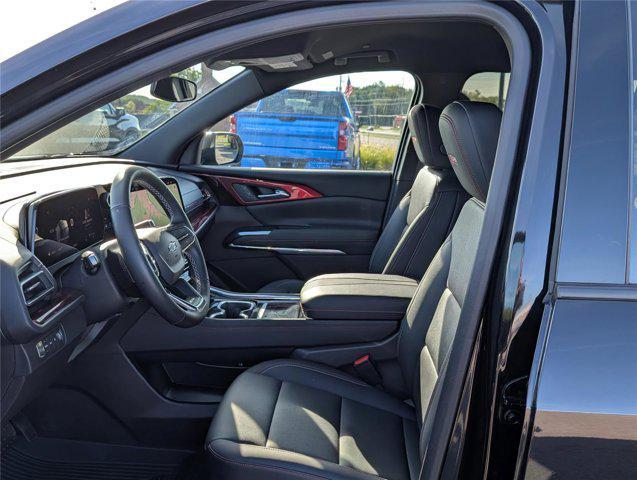 used 2025 Chevrolet Traverse car