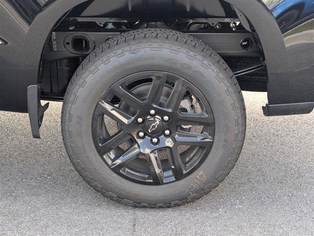 new 2026 Chevrolet Silverado 1500 car, priced at $40,000