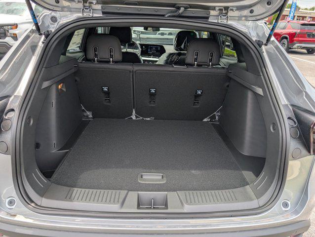 new 2025 Chevrolet Trax car, priced at $23,227