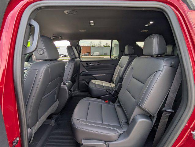 new 2025 Chevrolet Traverse car, priced at $43,290