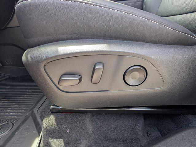 new 2025 Chevrolet Traverse car, priced at $43,290