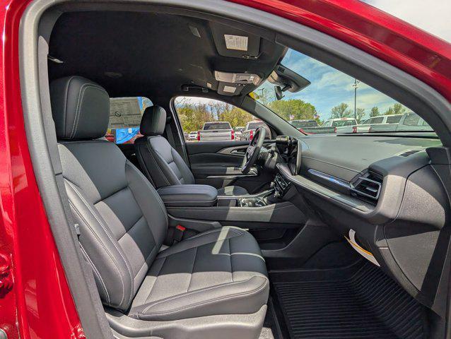 new 2025 Chevrolet Traverse car, priced at $43,290