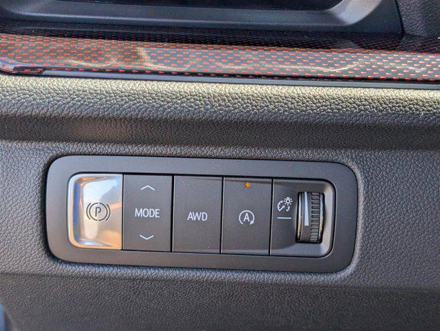 new 2026 Chevrolet Traverse car, priced at $47,700
