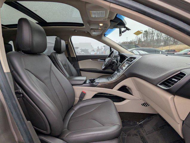 used 2020 Lincoln Nautilus car, priced at $24,005