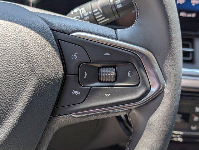 new 2025 Chevrolet Trax car, priced at $25,305