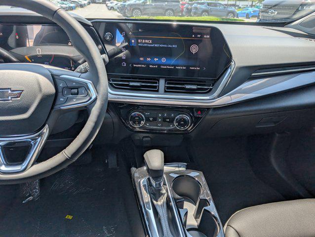 new 2025 Chevrolet Trax car, priced at $25,305