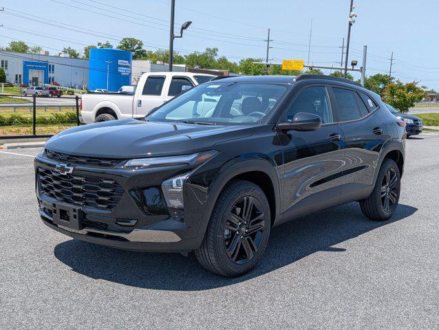 new 2025 Chevrolet Trax car, priced at $25,305