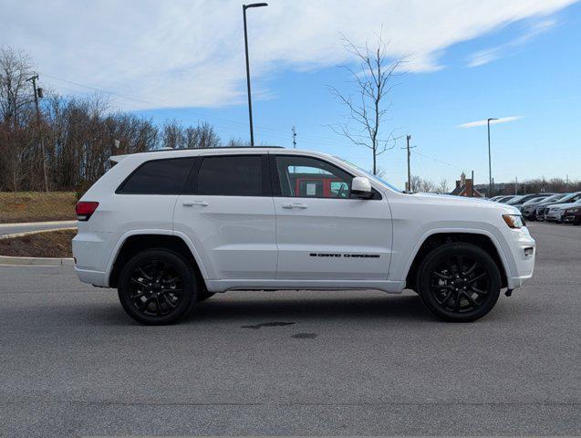 used 2022 Jeep Grand Cherokee car, priced at $28,293