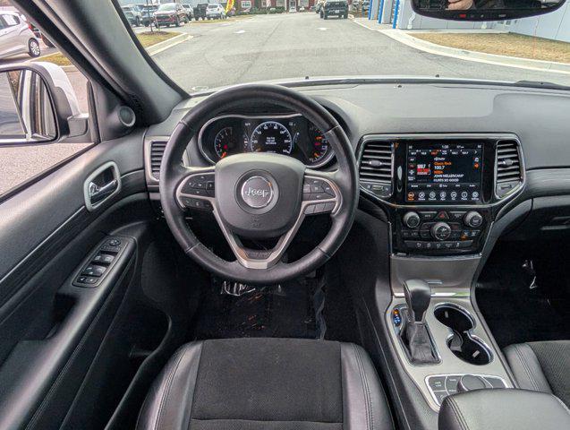 used 2022 Jeep Grand Cherokee car, priced at $28,293