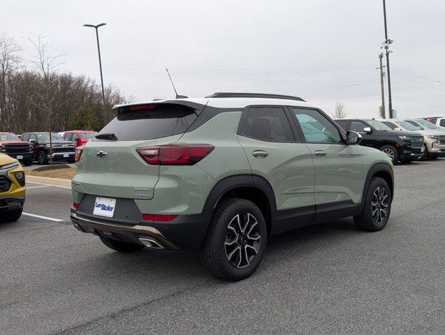 new 2025 Chevrolet TrailBlazer car, priced at $29,323