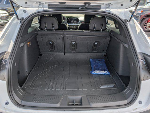 new 2025 Chevrolet Trax car, priced at $23,910