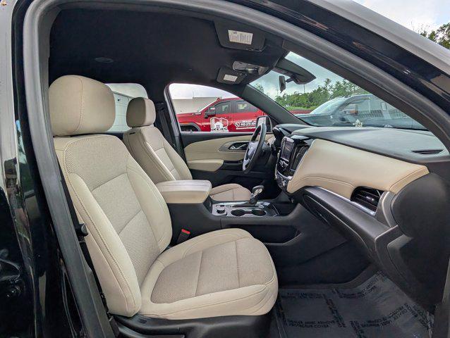 used 2022 Chevrolet Traverse car