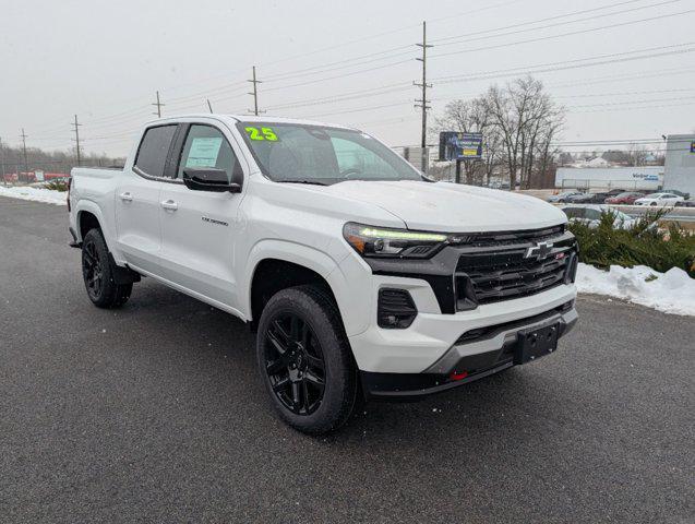 new 2025 Chevrolet Colorado car, priced at $44,250