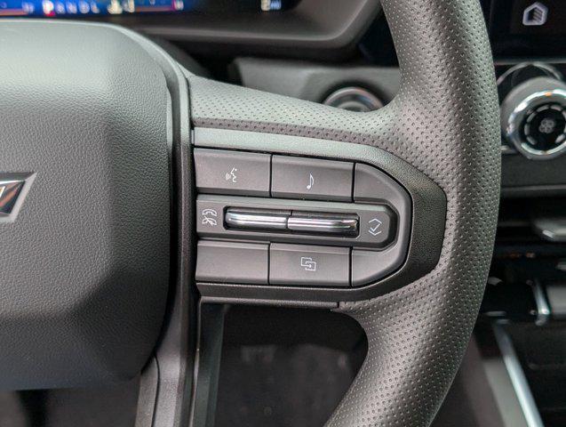 new 2025 Chevrolet Colorado car, priced at $30,995