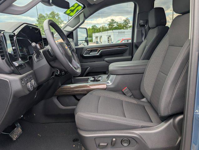 new 2025 Chevrolet Silverado 2500 car, priced at $67,727