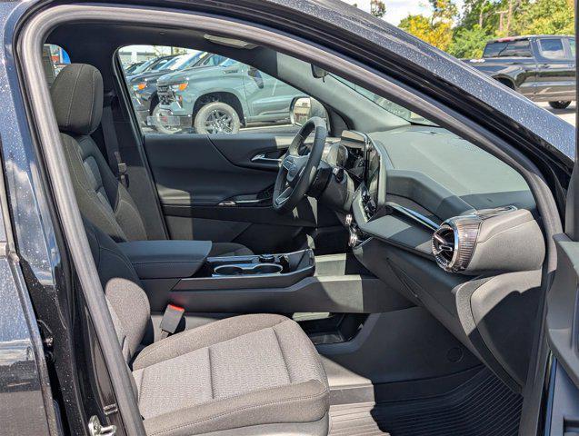 new 2026 Chevrolet Equinox car, priced at $31,860