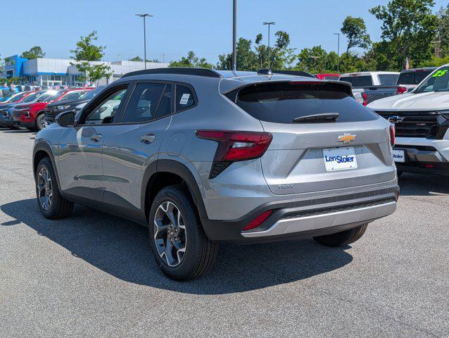 new 2025 Chevrolet Trax car, priced at $22,700