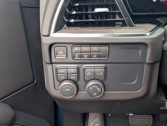 new 2025 Chevrolet Tahoe car, priced at $61,300