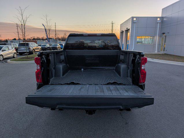 used 2022 Chevrolet Silverado 1500 car, priced at $37,755